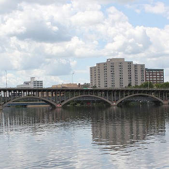 bridges-structures/jefferson-st-pedestrian-bridge-1_1600805438.jpg